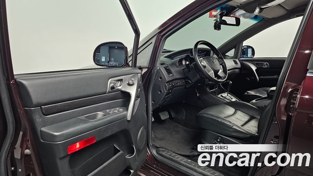 KG Mobility KORANDO 2017 — photo 13