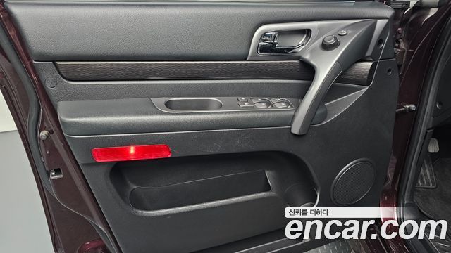 KG Mobility KORANDO 2017 — photo 14