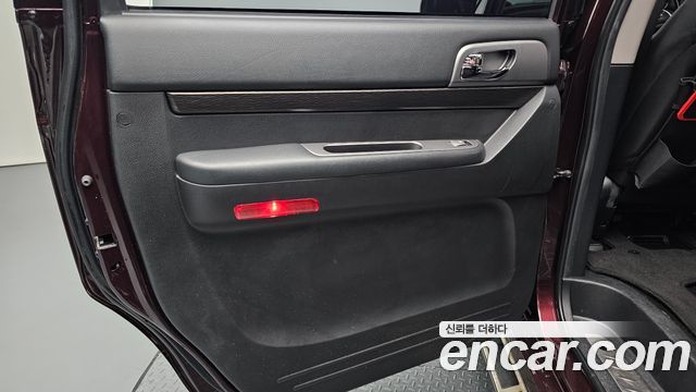 KG Mobility KORANDO 2017 — photo 15