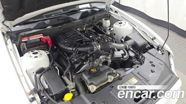 Ford Mustang 2014 — photo 6