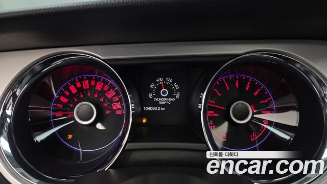 Ford Mustang 2014 — photo 8