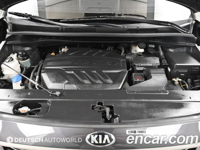 Kia Canival 2020 — photo 6