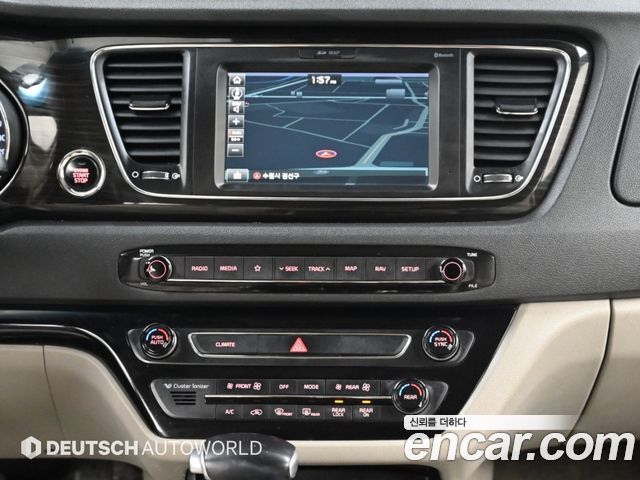 Kia Canival 2020 — photo 14
