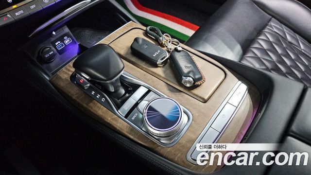 Kia K9 2022 — photo 12