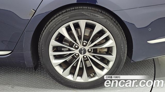 Kia K9 2022 — photo 7