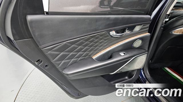 Kia K9 2022 — photo 15