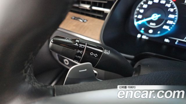 Kia K9 2022 — photo 28