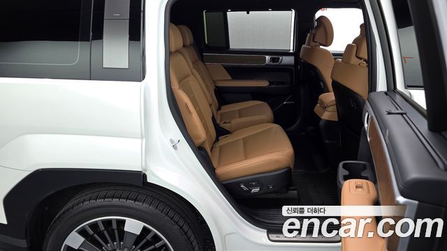 Hyundai Santafe 2024 — photo 17
