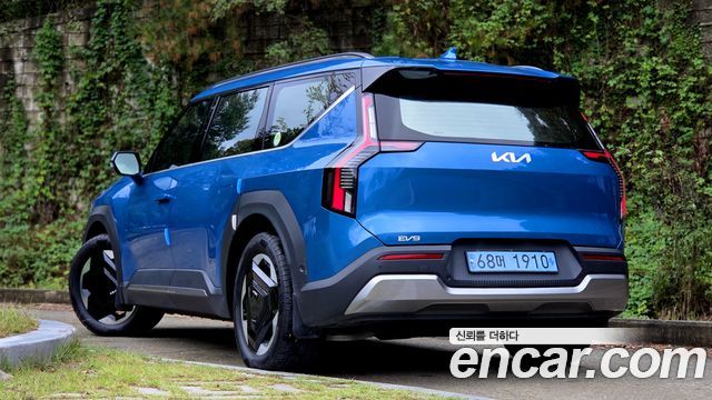 Kia EV9 2024 — photo 7