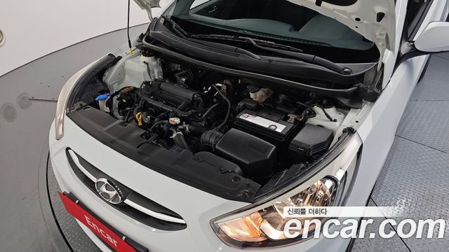 Hyundai Accent 2015 — photo 6