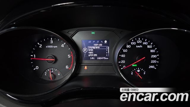 Kia Canival 2016 — photo 8
