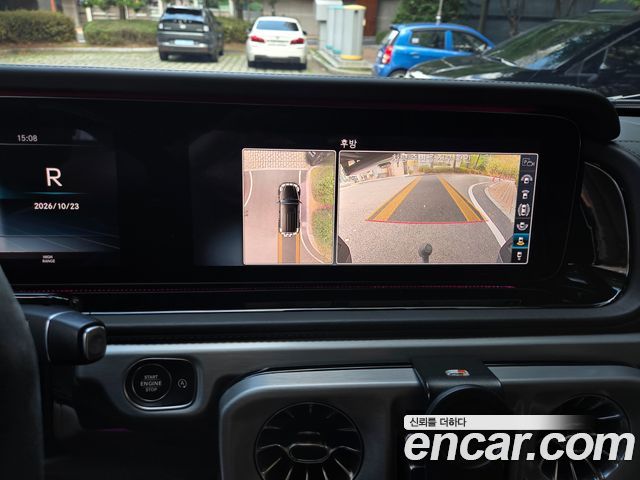 Mercedes-Benz G-Class 2021 — photo 11