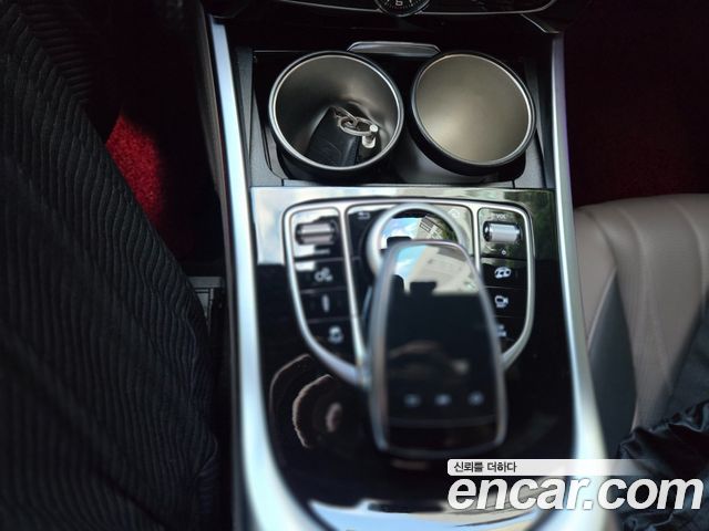 Mercedes-Benz G-Class 2021 — photo 12