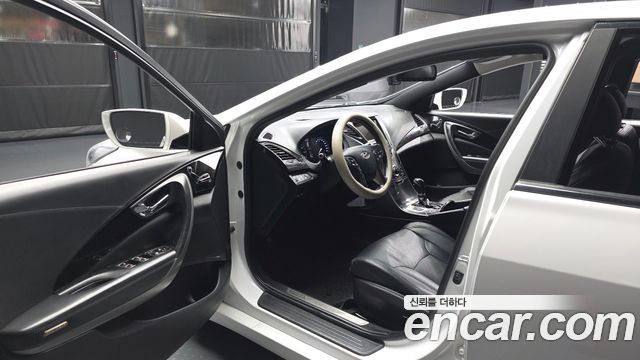 Hyundai Grandeur 2012 — photo 13