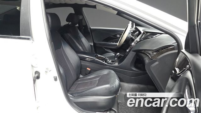 Hyundai Grandeur 2012 — photo 17