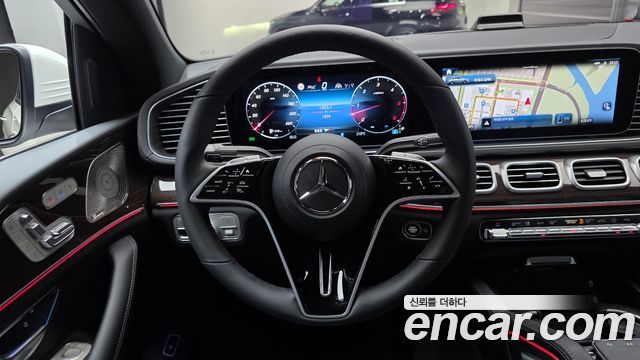 Mercedes-Benz GLE-Class 2026 — photo 20