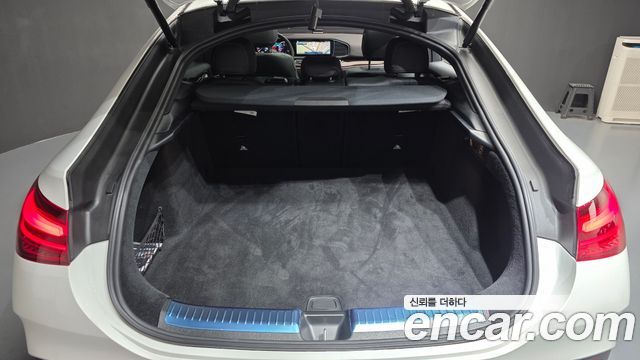 Mercedes-Benz GLE-Class 2026 — photo 26