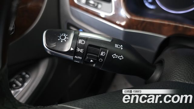 Hyundai Equus 2015 — photo 29