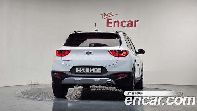 Kia Stonic 2018 — photo 4
