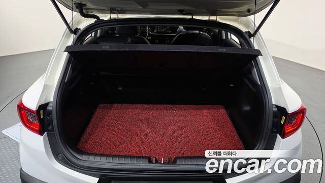 Kia Stonic 2018 — photo 23