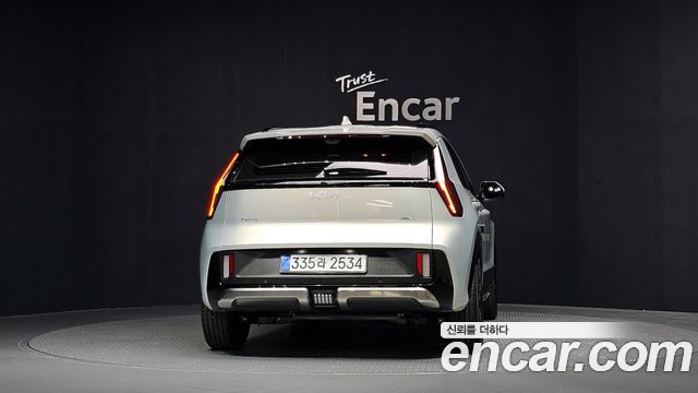 Kia Niro 2027 — photo 4