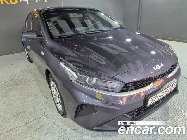 Kia K3 2023 — photo 1