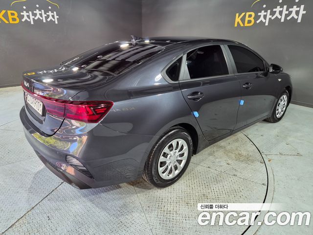 Kia K3 2023 — photo 5