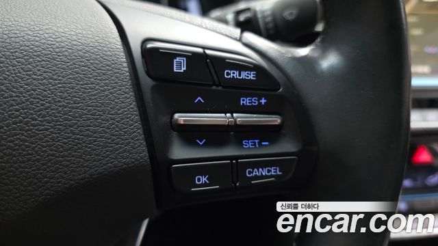 Hyundai Ioniq 2016 — photo 24