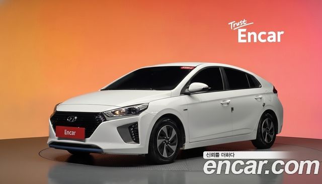Hyundai Ioniq 2016 — photo 1