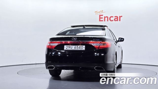 Hyundai Grandeur 2015 — photo 4