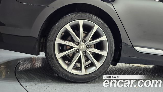 Hyundai Grandeur 2015 — photo 5