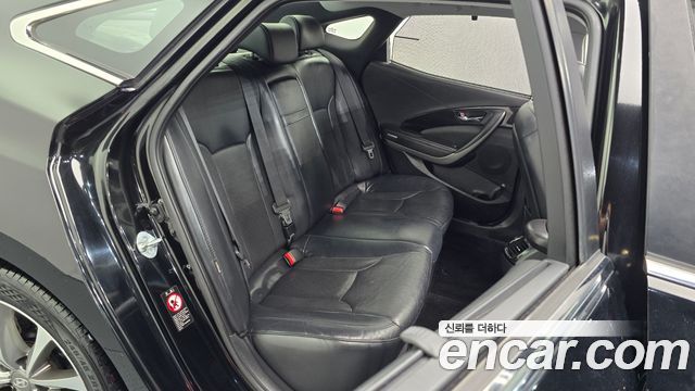 Hyundai Grandeur 2015 — photo 17