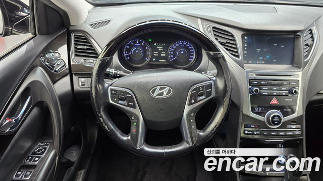Hyundai Grandeur 2015 — photo 19