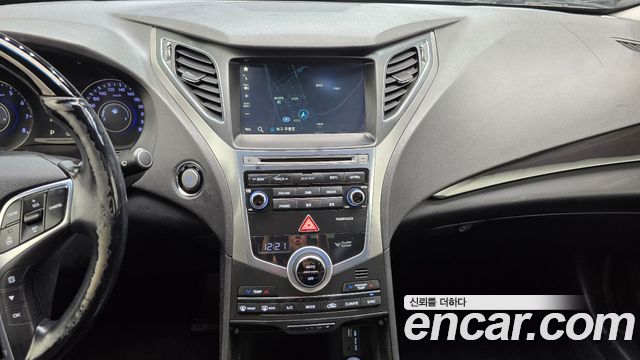 Hyundai Grandeur 2015 — photo 20