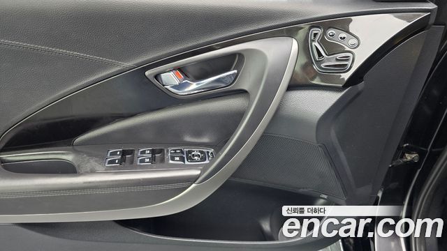 Hyundai Grandeur 2015 — photo 25