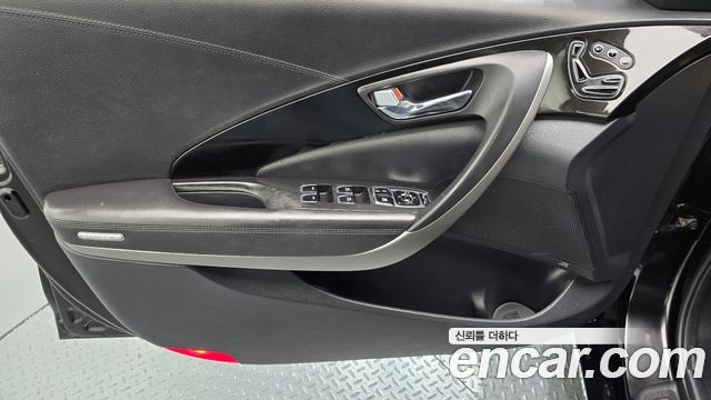 Hyundai Grandeur 2015 — photo 14