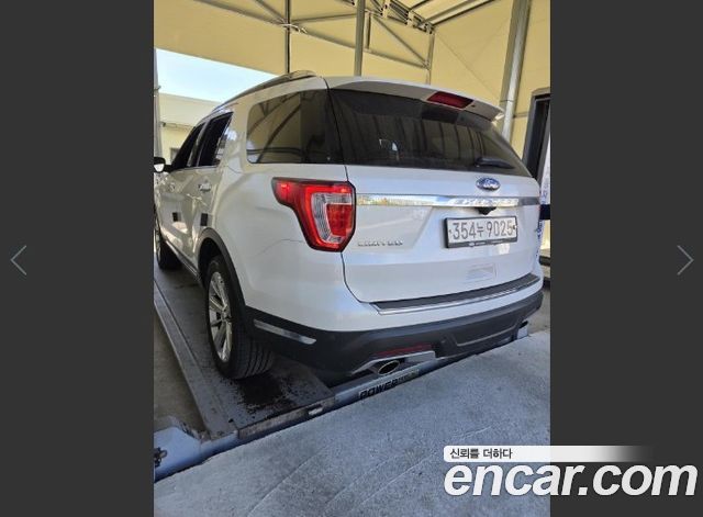 Ford Explorer 2019 — photo 2