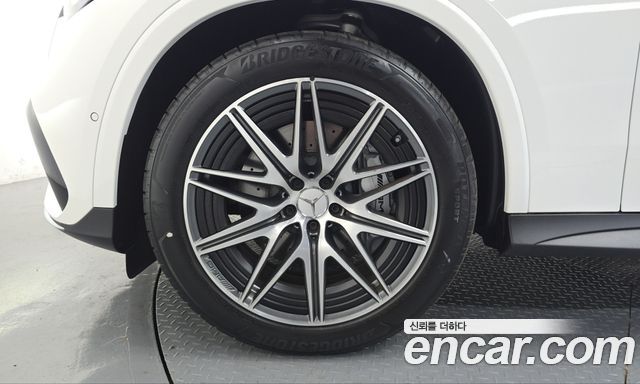 Mercedes-Benz GLC-Class 2026 — photo 5