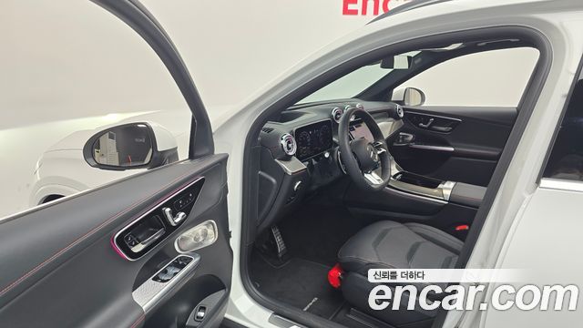 Mercedes-Benz GLC-Class 2026 — photo 10