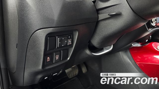 Nissan Juke 2016 — photo 13