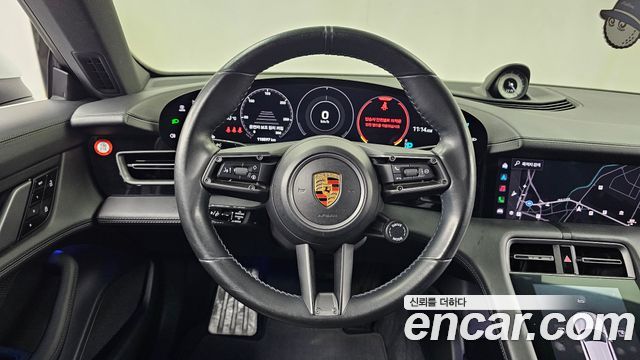 Porsche Taycan 2021 — photo 19
