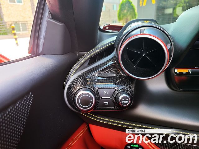 Ferrari F8 2021 — photo 11