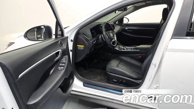 Hyundai Sonata 2020 — photo 13