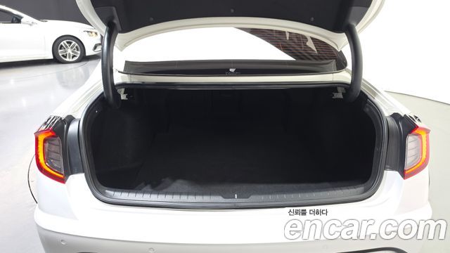 Hyundai Sonata 2020 — photo 26