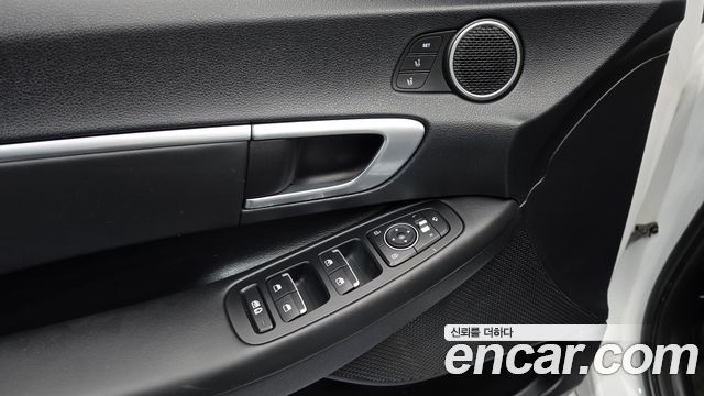Hyundai Sonata 2020 — photo 27