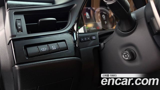 Lexus ES 2024 — photo 18