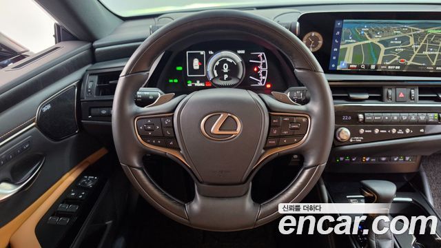 Lexus ES 2024 — photo 14
