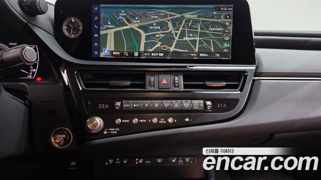 Lexus ES 2024 — photo 15