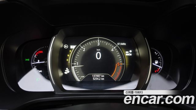 Renault Korea QM6 2017 — photo 11
