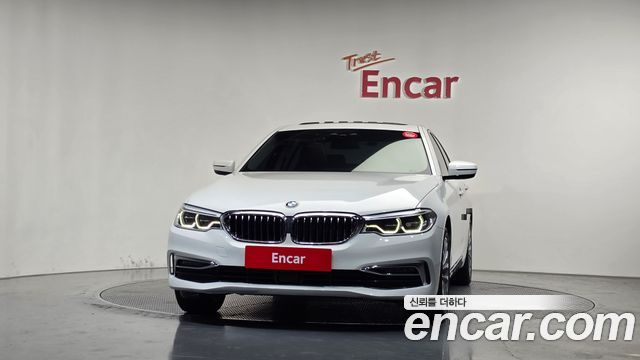 BMW 5-Series 2020 — photo 3